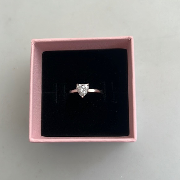 Pandora Sparkling Heart Solitaire Ring - Picture 3 of 4